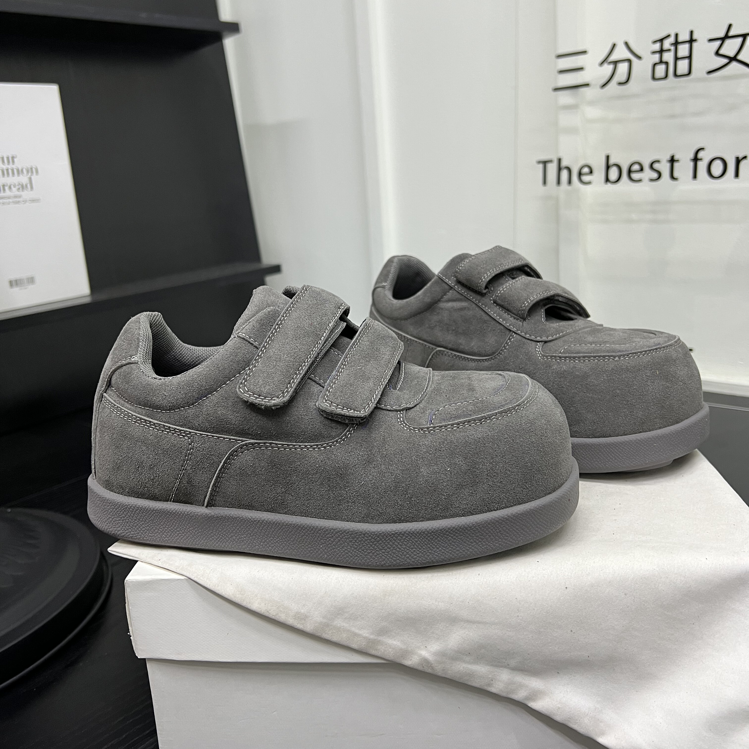 丑萌大头魔术贴德训鞋女2026年春季新款百搭复古休闲鞋ins单鞋潮,女鞋,时尚休闲鞋,淘宝优惠券,粉丝福利购,淘宝优惠卷