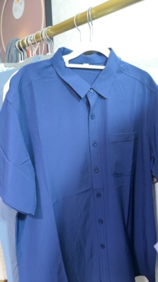 男士夏季纯色短袖衬衫亲肤透气休闲百搭年轻时尚中老年爸爸上衣