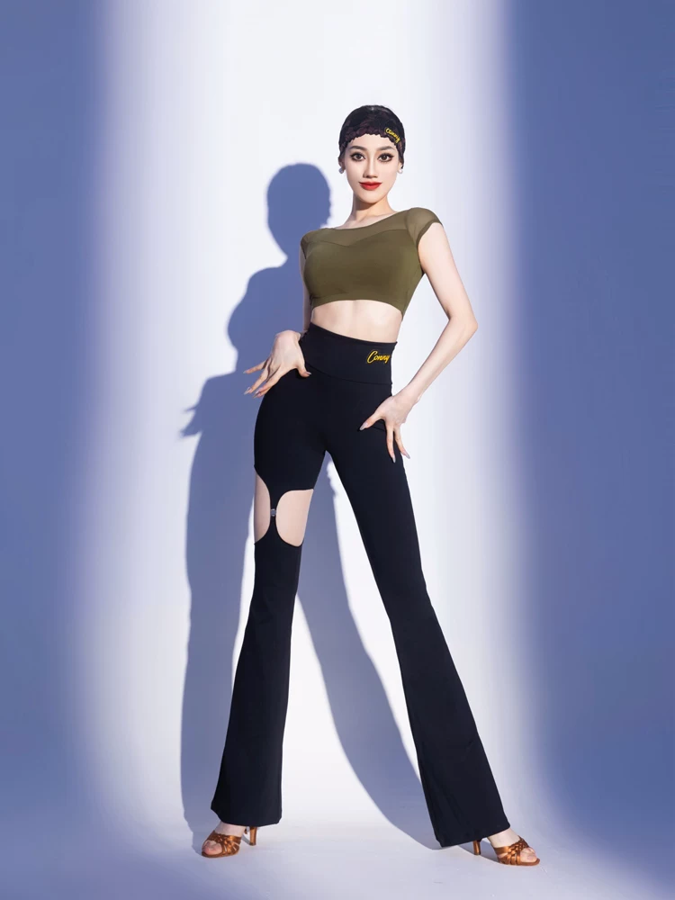 Modern short sports clothing, backless, with short sleeve