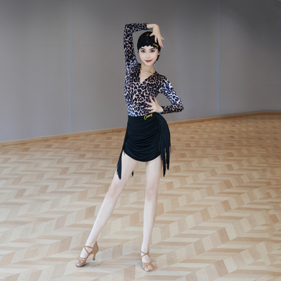 康尼拉丁舞服成人长袖套装2025新款日常练功服上衣舞裙流苏半身裙