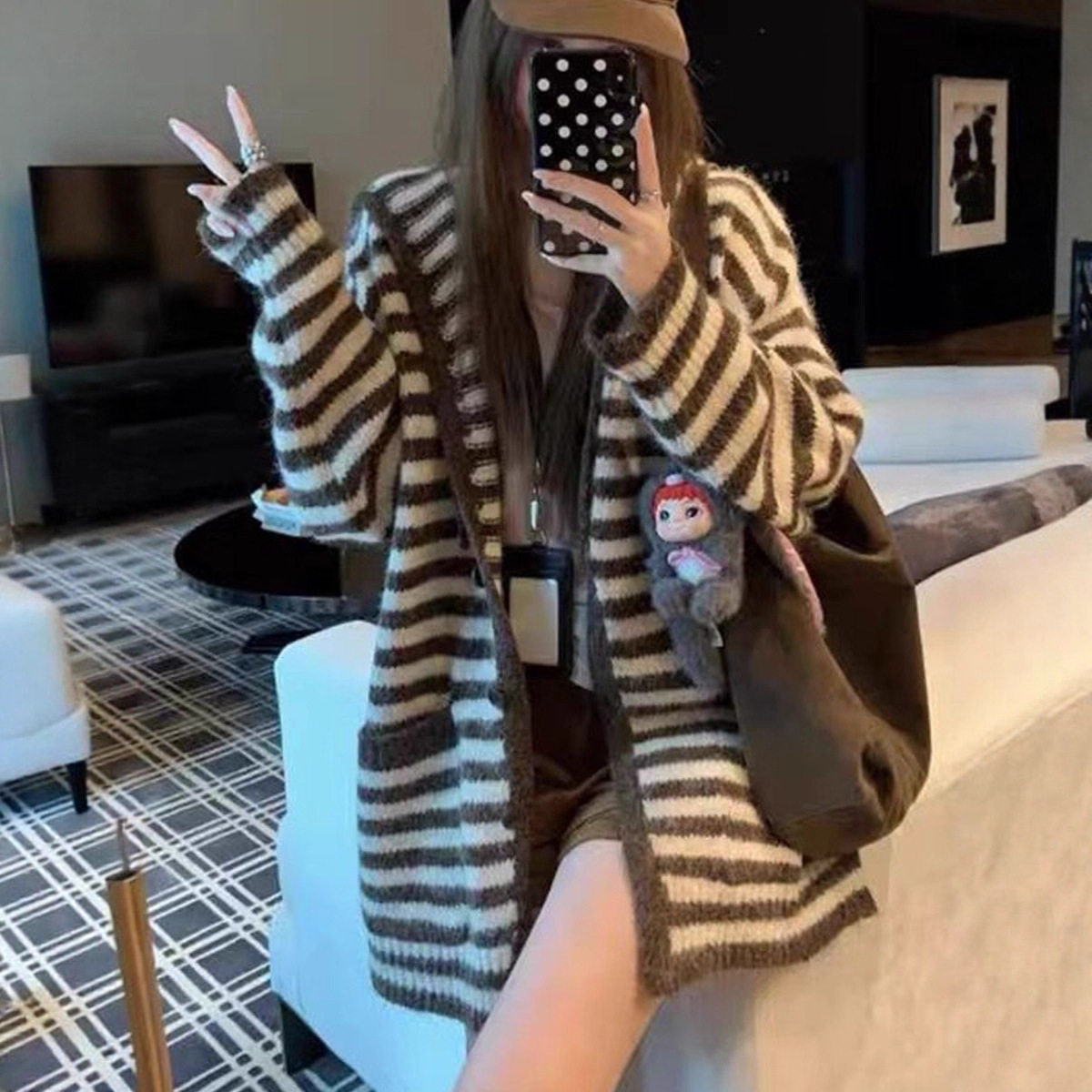 韩系慵懒咖色条纹连帽针织开衫