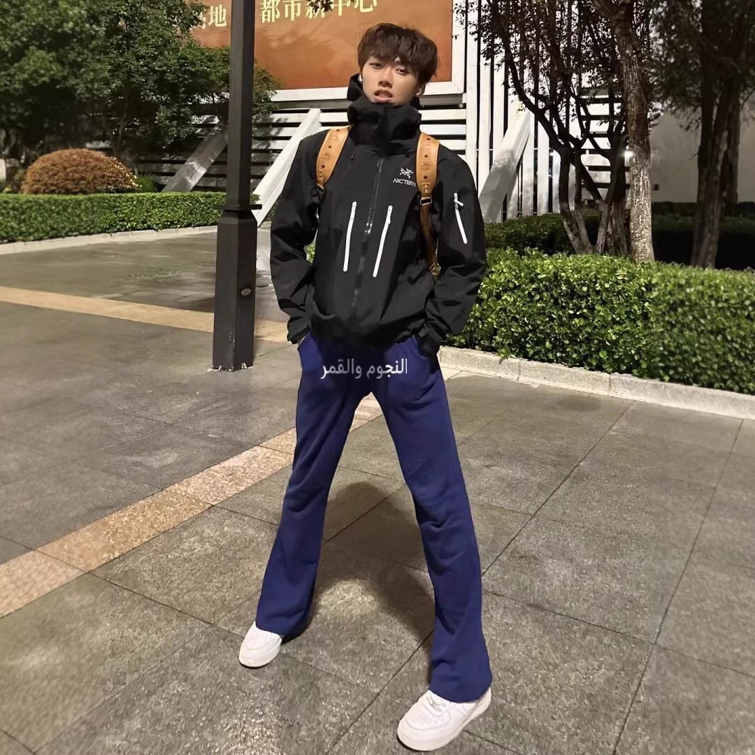 阿拉伯文刺绣加绒显瘦微喇卫裤