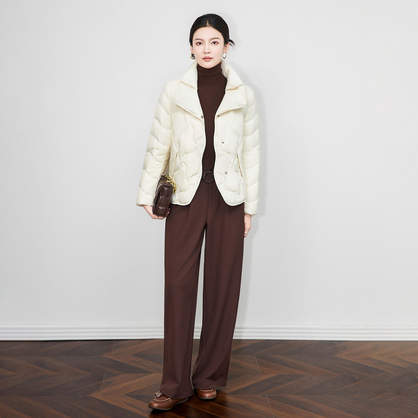 2514204-90白鸭绒短款羽绒服外套防风保暖重工异形绗线秋冬新款女,女装/女士精品,羽绒服,淘宝优惠券,粉丝福利购,淘宝优惠卷