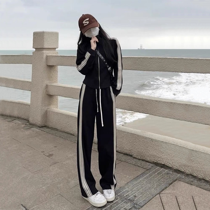女小个子春秋韩版运动短外套套装