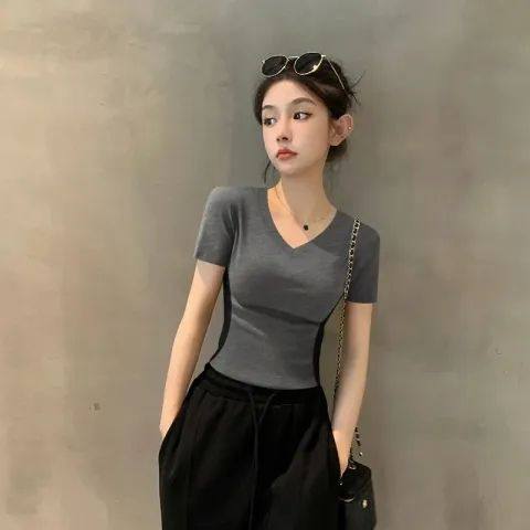 高级感显瘦收腰短袖t恤女夏季紧身修身纯欲辣妹风V领正肩黑色上衣,女装/女士精品,T恤,淘宝优惠券,粉丝福利购,淘宝优惠卷