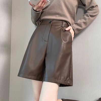 黑色PU皮短裤女秋冬外穿2025新款高腰宽松显瘦配靴子阔腿五分皮裤