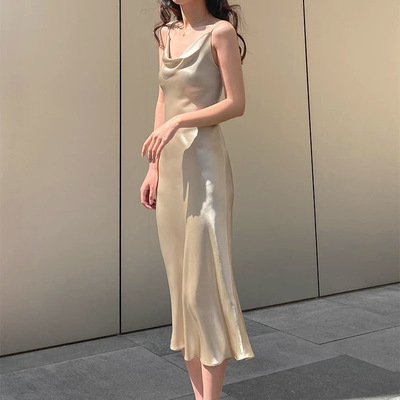 高级感醋酸真丝缎面多巴胺仙气白色吊带连衣裙女夏中长打底裙内搭