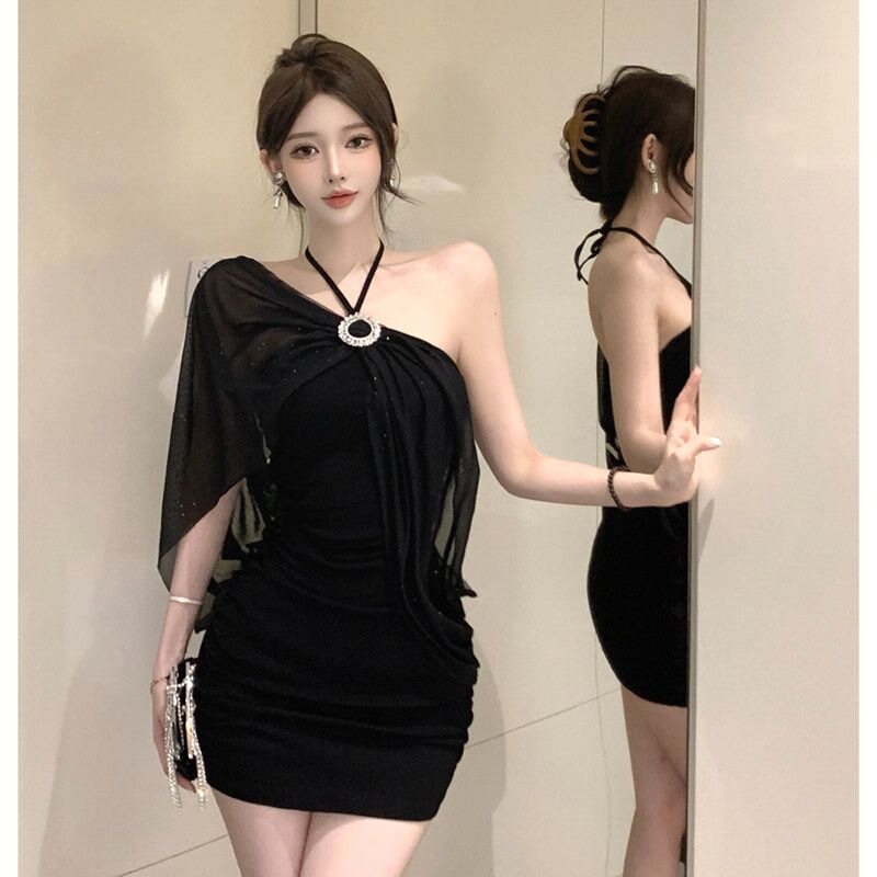纯欲风风情万种露背挂脖抹胸连衣裙女夏季修身裙子收腰包臀短裙子