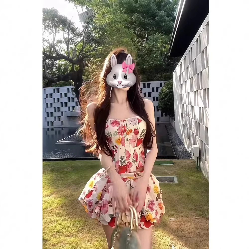法式气质欲风碎花套装裙修身抹胸上衣茶歇名媛蓬蓬半身裙两件套女