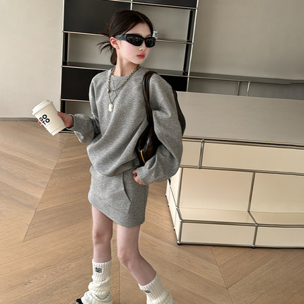 女童时尚套装春秋季2025新款慵懒风卫衣高腰包臀半身裙两件套时髦