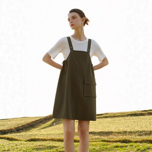 天丝设计感抽褶纯色宽松显瘦背带连衣裙007品牌折扣店25夏 喜