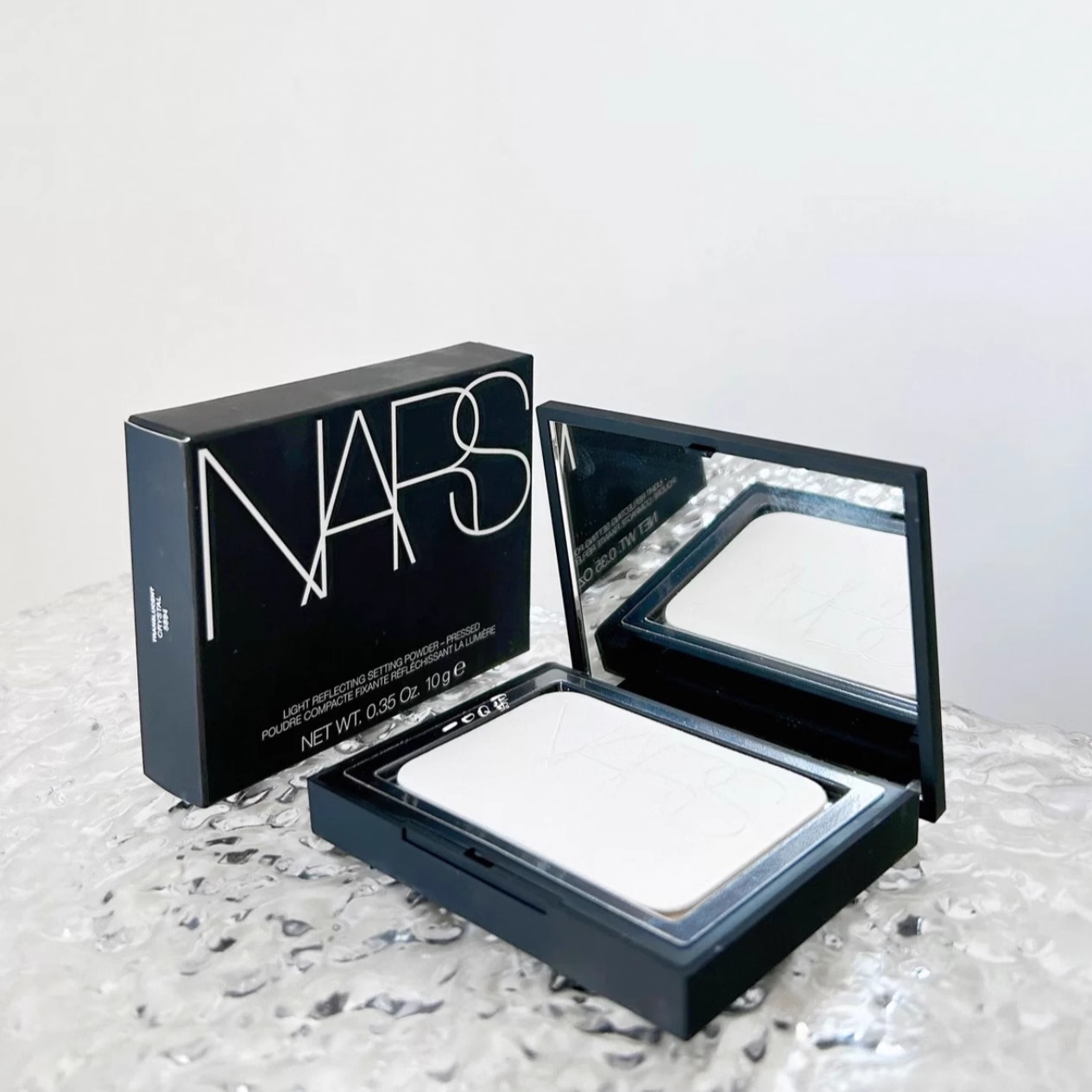 NARS 娜斯蜜粉饼10g大白饼裸光蜜粉饼定妆持久控油柔焦微光泽