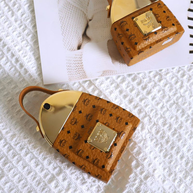 可爱又好闻 韩国 mcm 双肩包香水 木质茉莉柑橘香调