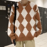 深棕色