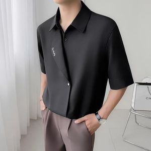 1506-1/C225891/P42夏季ins轻熟风冰丝薄款西装领中袖衬衫男图片