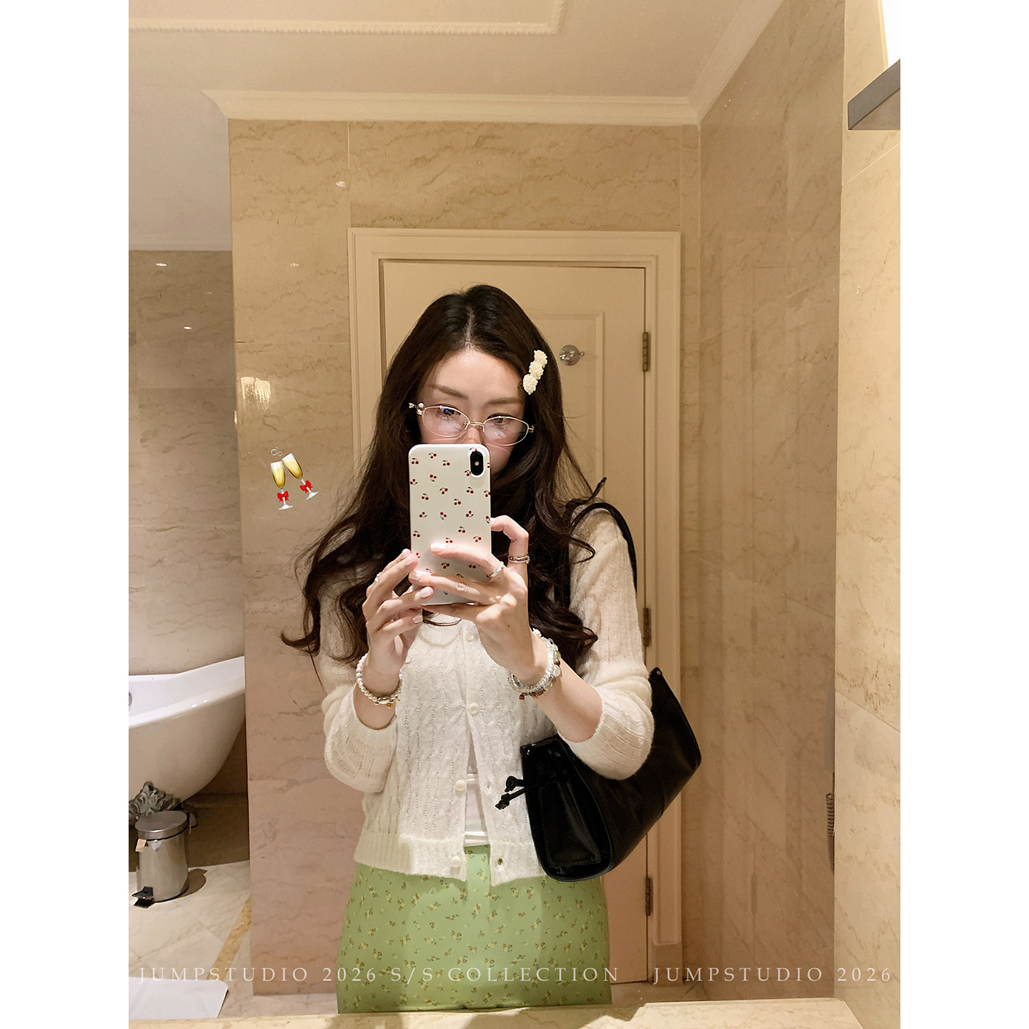 草莓跳 绵羊毛镂空微透v领麻花针织开衫女春夏设计感显瘦短款毛衣