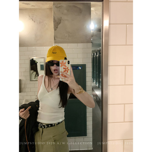 草莓跳 白色纯棉v领镂空花边吊带背心女秋季修身显瘦美背内搭上衣