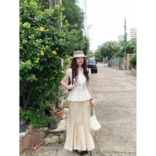 草莓跳7.18 10:00am春序映画 青春减龄碎花中长款半身裙