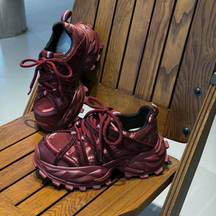 老爹鞋女款2026春新款欧货时尚水钻厚底增高百搭运动鞋超火休闲鞋