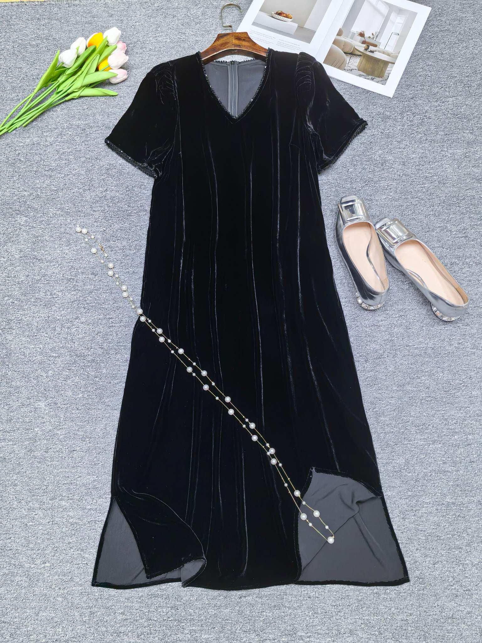 轻奢高端真丝丝绒V领简约纯色通勤短袖套头连衣裙夏女开叉裙子
