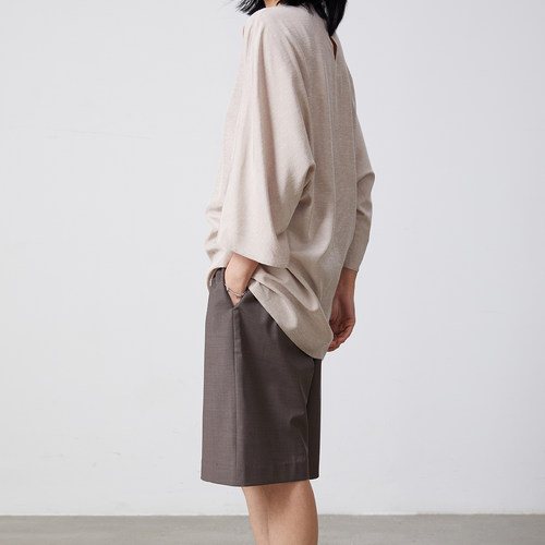 纱结圆领光泽感宽松垂褶领上衣