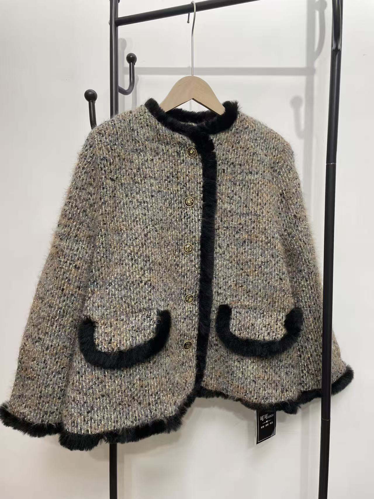 亏本清 气质贵气十足粗花呢编织毛毛小香风外套加绒女款上衣