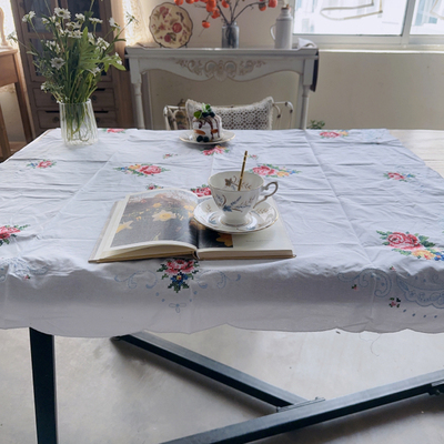 C312  十字绣方形桌布1m白色棉质