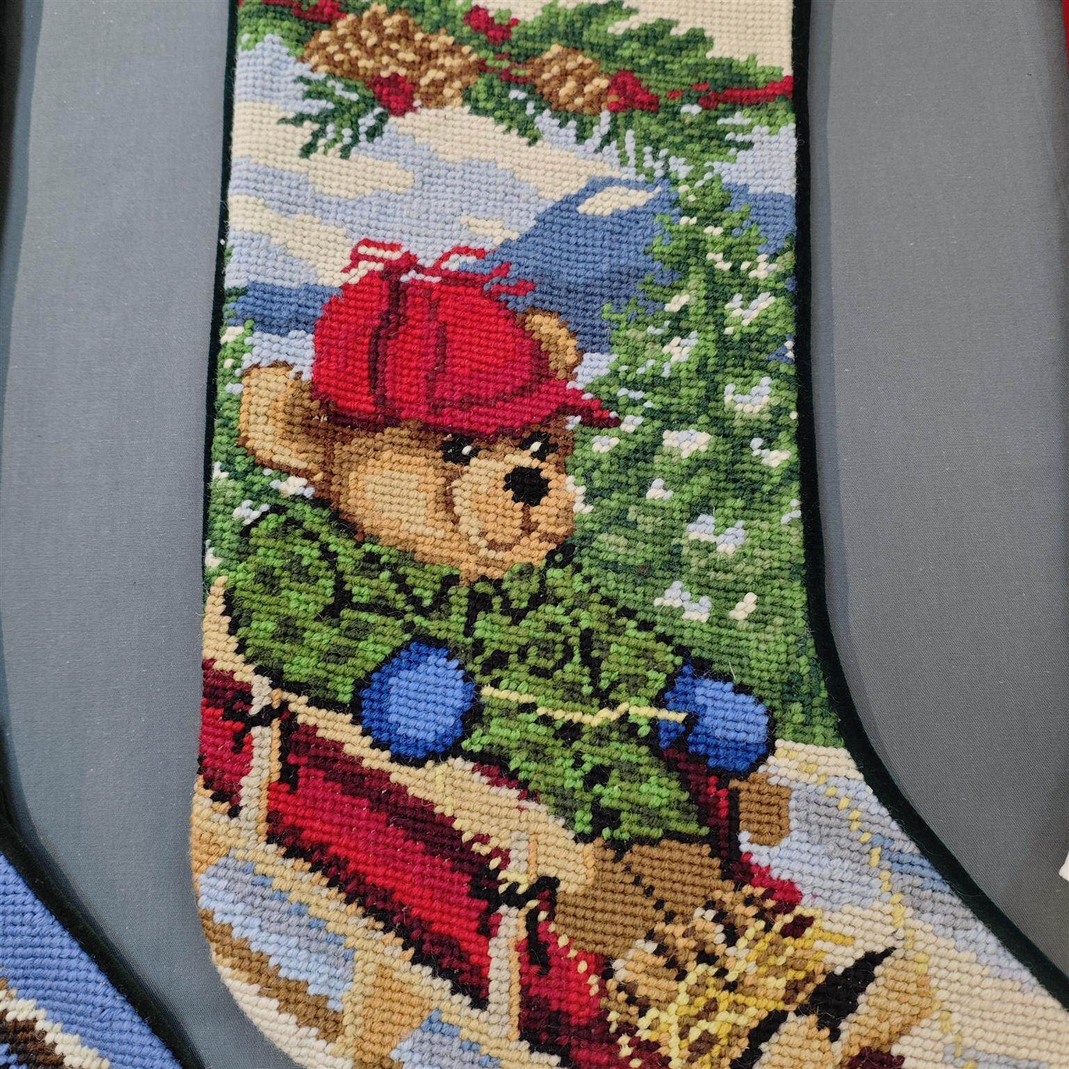 绒绣圣诞袜06 小红帽熊 45*20cm