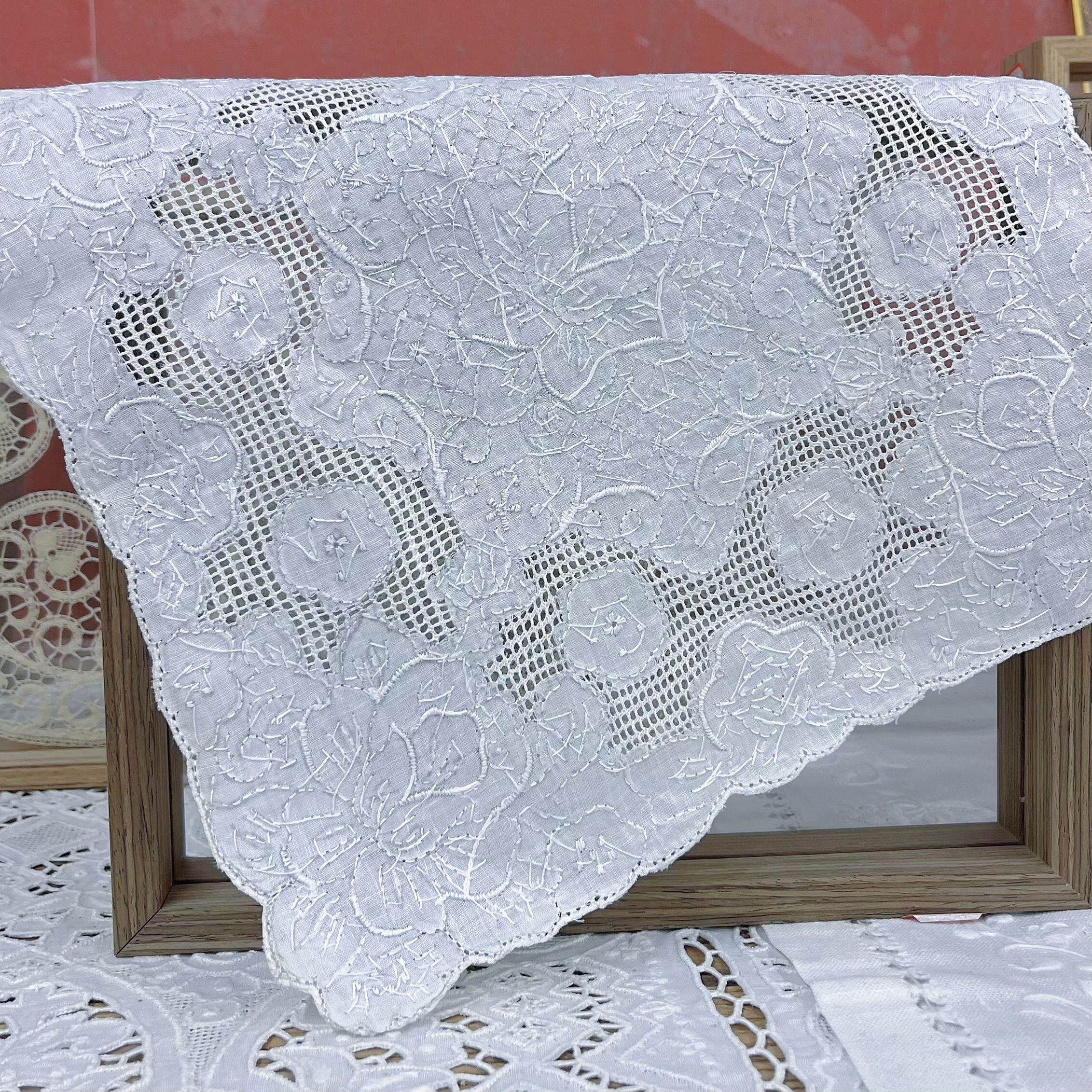 M231-2 手工抽丝拼刺绣手帕 29×29cm 灰白棉质