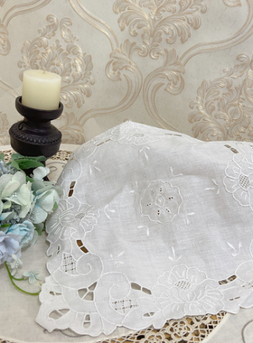 H305 白色手绣 亚麻方盘垫 33*33cm 有氧化