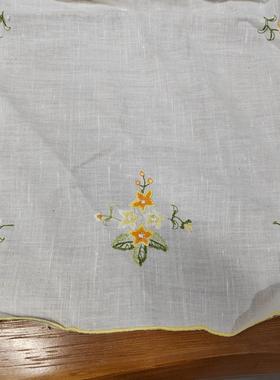 F329 手绣橘黄色花款长方桌旗 米白色棉质85×33cm有氧化