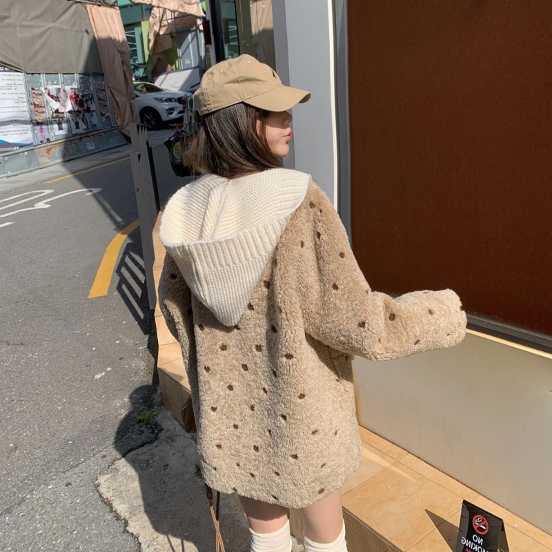 围巾一体帽子女款2025新款羊毛保暖毛线针织围脖披肩外搭披风两用