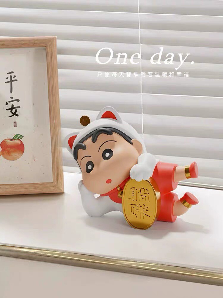蜡笔小新手办摆件车载生日礼物送男生女生朋友创意新年元旦圣诞节