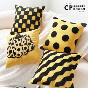 轻奢北欧ins亮黄色南瓜波点立体绣花沙发抱枕飘窗靠垫民宿样板间