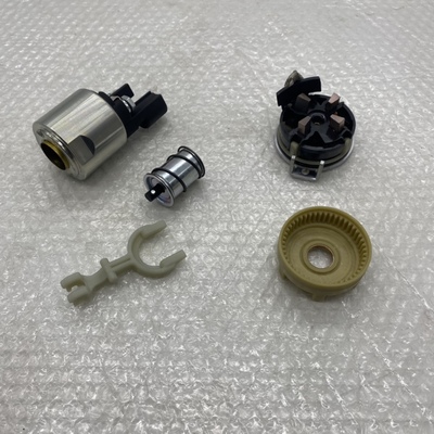 适用于宝来速腾迈腾朗逸明锐捷达起动机马达电磁力开关碳刷拔叉齿