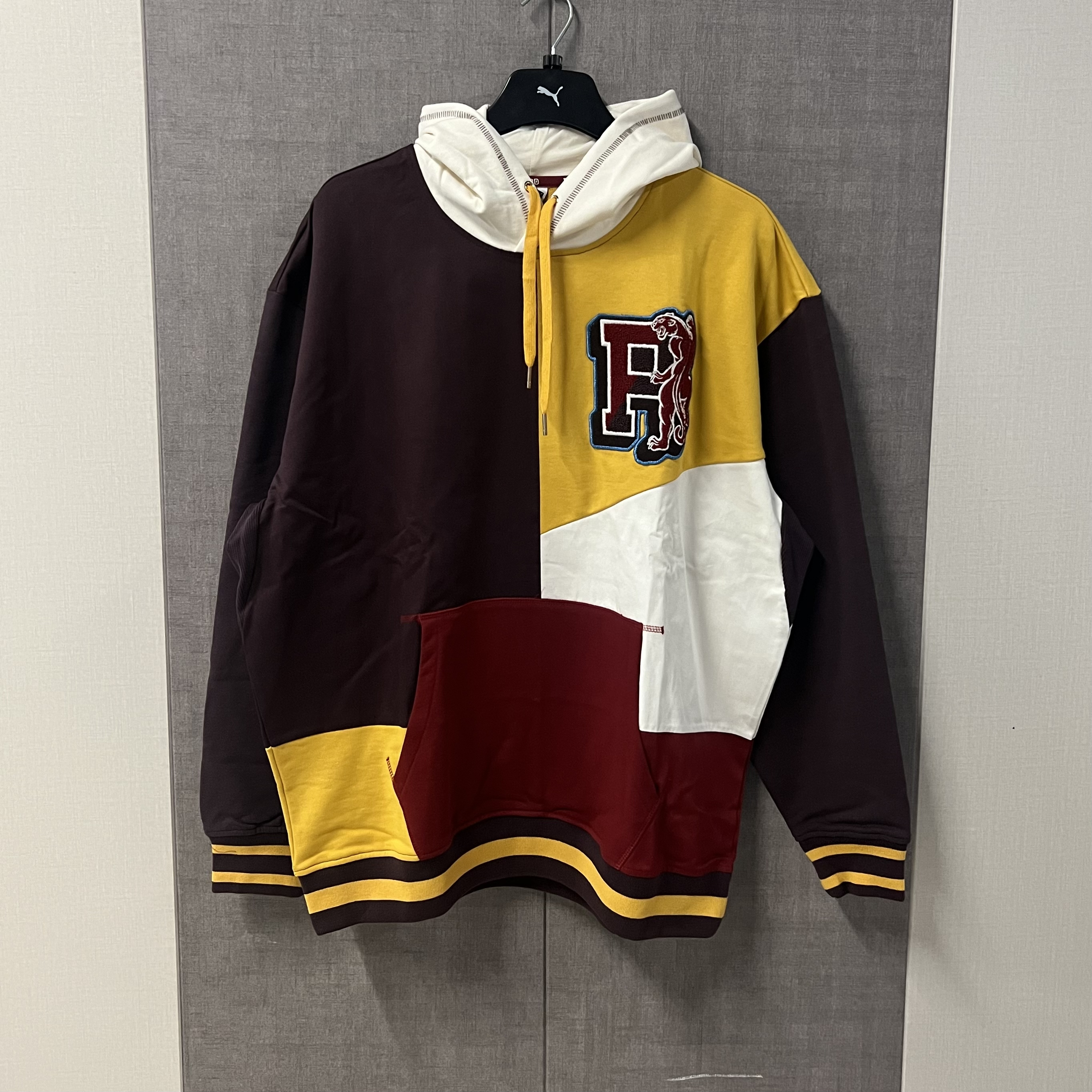 彪马休闲外套断码特价