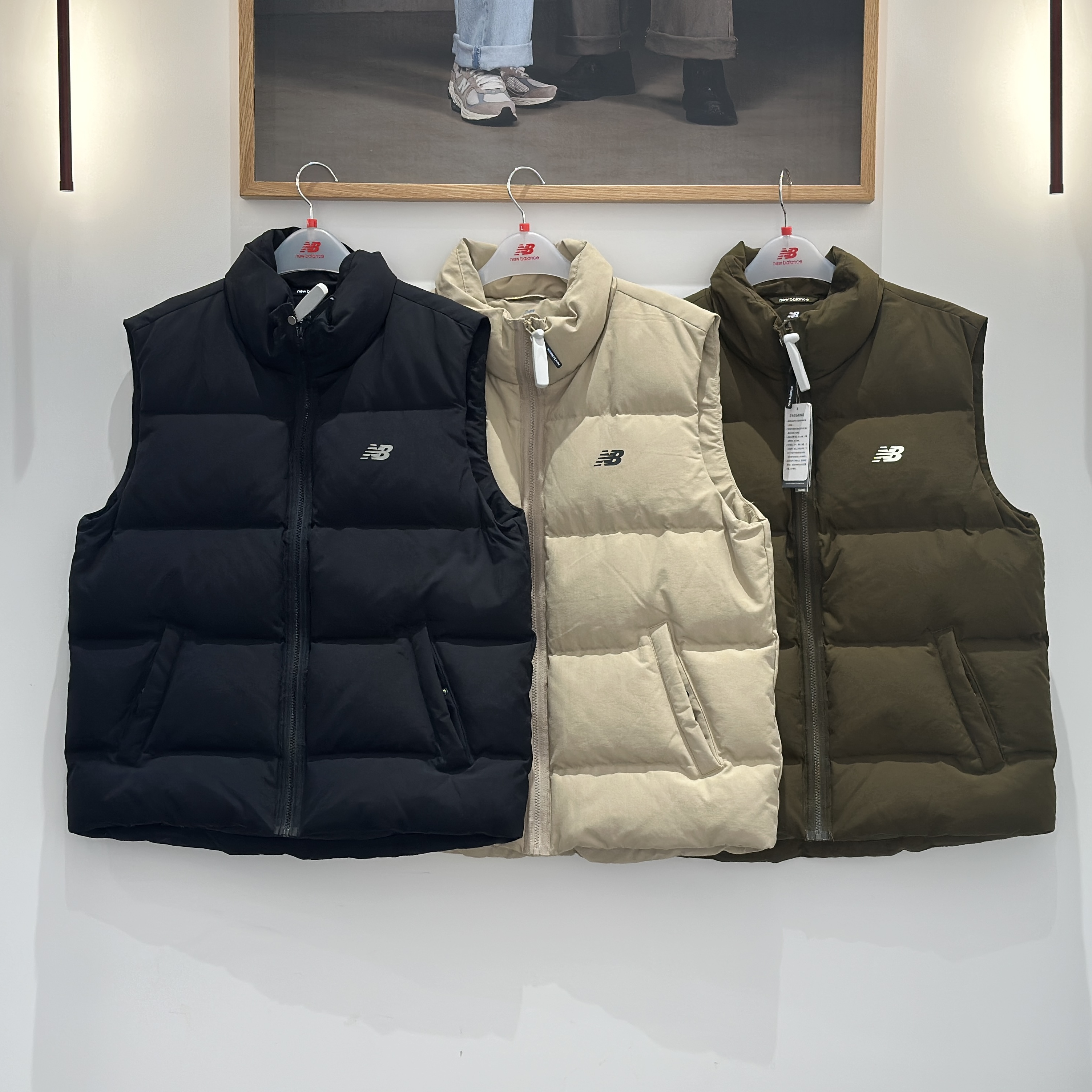 New Balance NB冬季运动休闲防风保暖羽绒马甲外套AMV53359