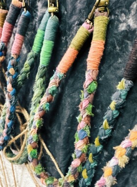 手机链手机斜挎挂绳挂脖女包包解放双手手工编织斜背棉绳撞色