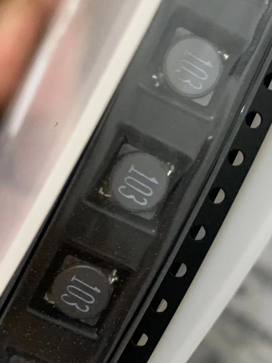 MSS6132-103MLC 6x6x3.2 贴片电感10uH 2.5A 20% 屏蔽功率电感