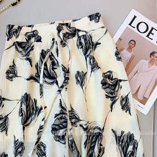 国风碎花阔腿裤女夏季外穿中式肌理感高级感垂感小个子冰丝休闲裤