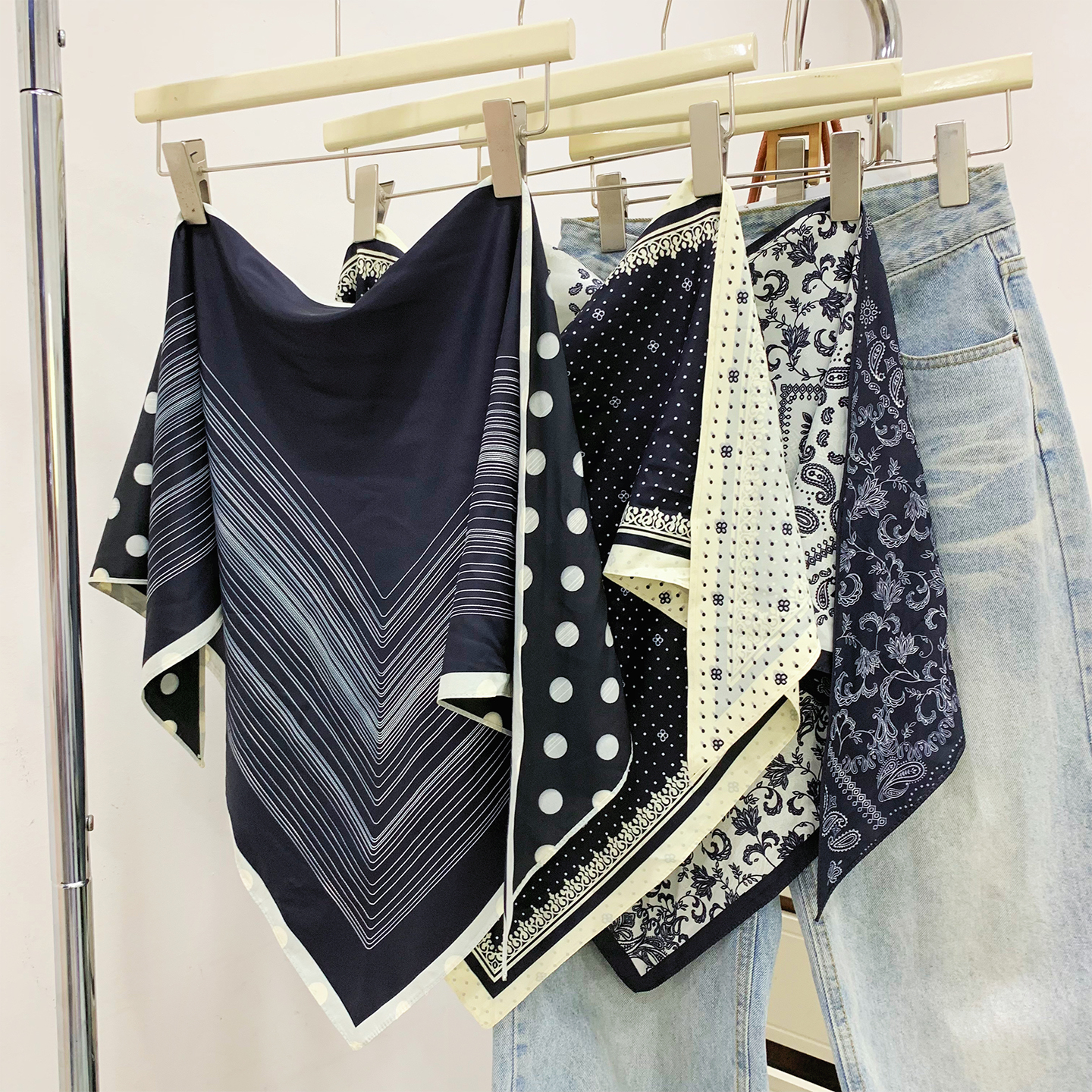 春秋季复古百搭三角屁帘半身裙女