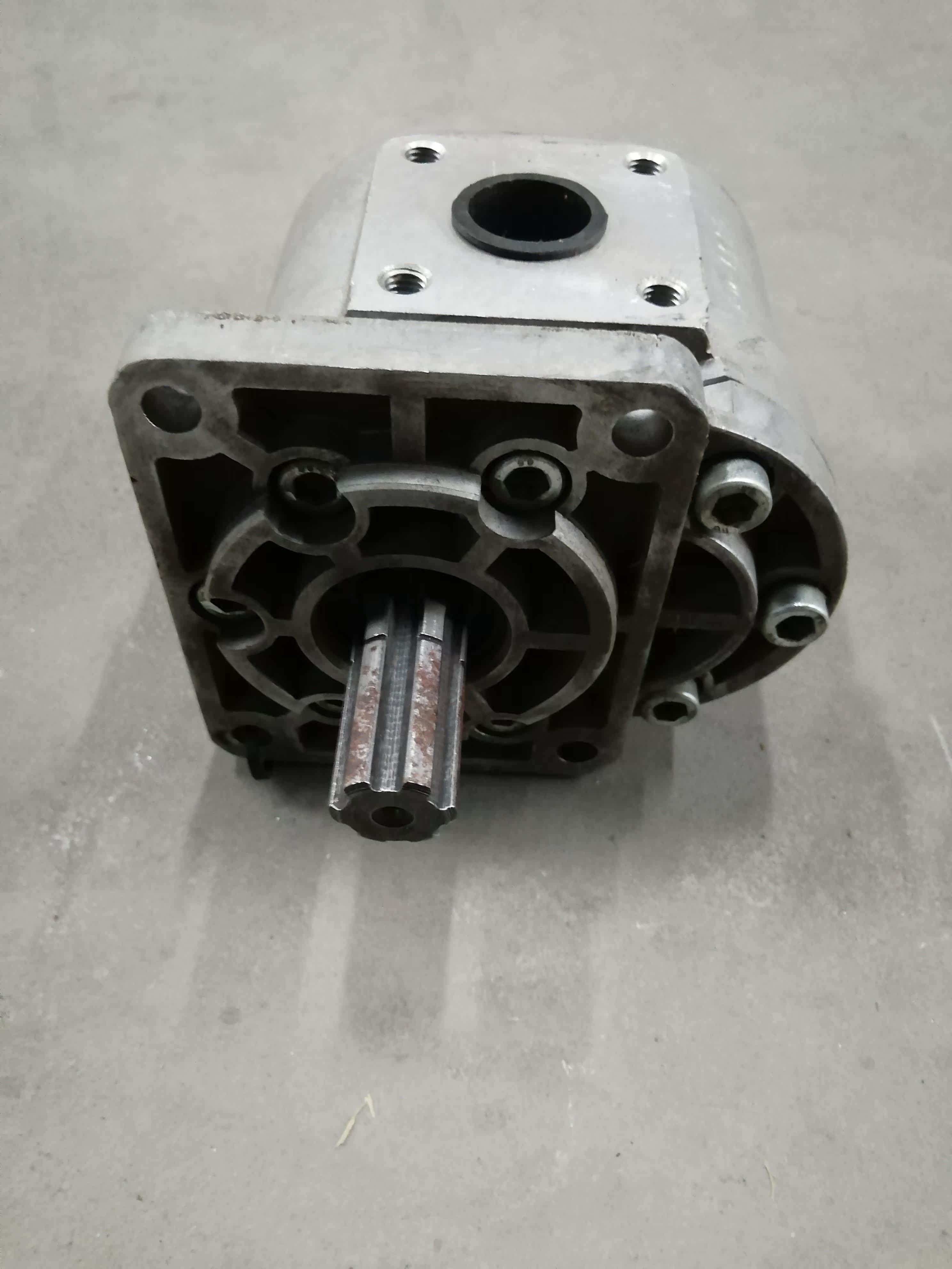 徐工lw321f/300f/zl30g装载机铲车原厂配件cbn-e550转向齿轮油泵