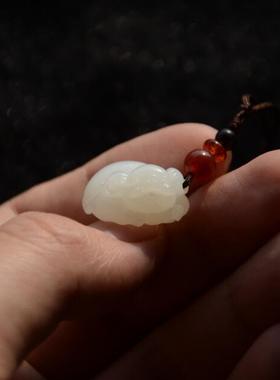 工作室生肖猪戒面镶嵌玉石