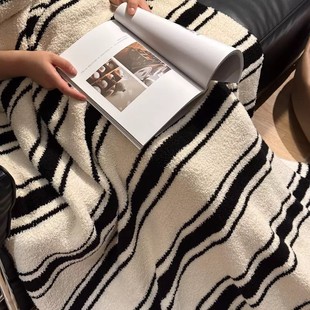 简约北欧风黑米条纹双面半边绒盖毯休闲毯毛毯午睡毯沙发床盖毯子