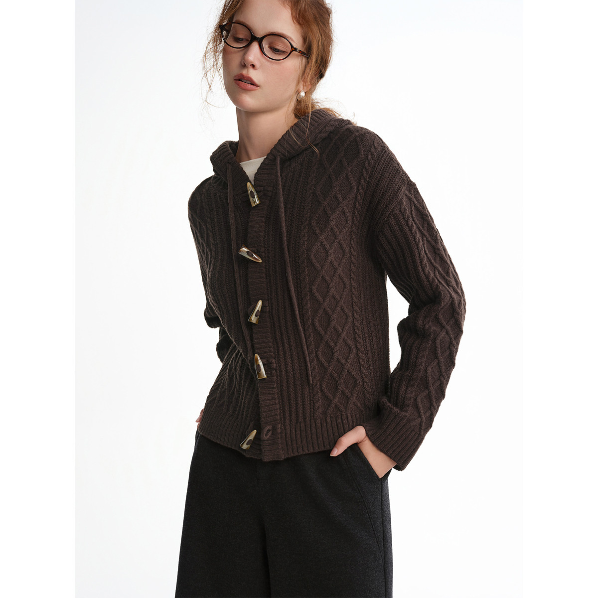 独束大码满杯热巧牛角扣连帽毛针织衫女冬季慵懒风气质开衫外套