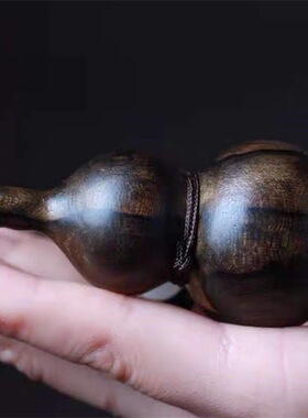 天然保真沉香木雕刻把件高油老料沉香木质葫芦车载吊坠香味清甜