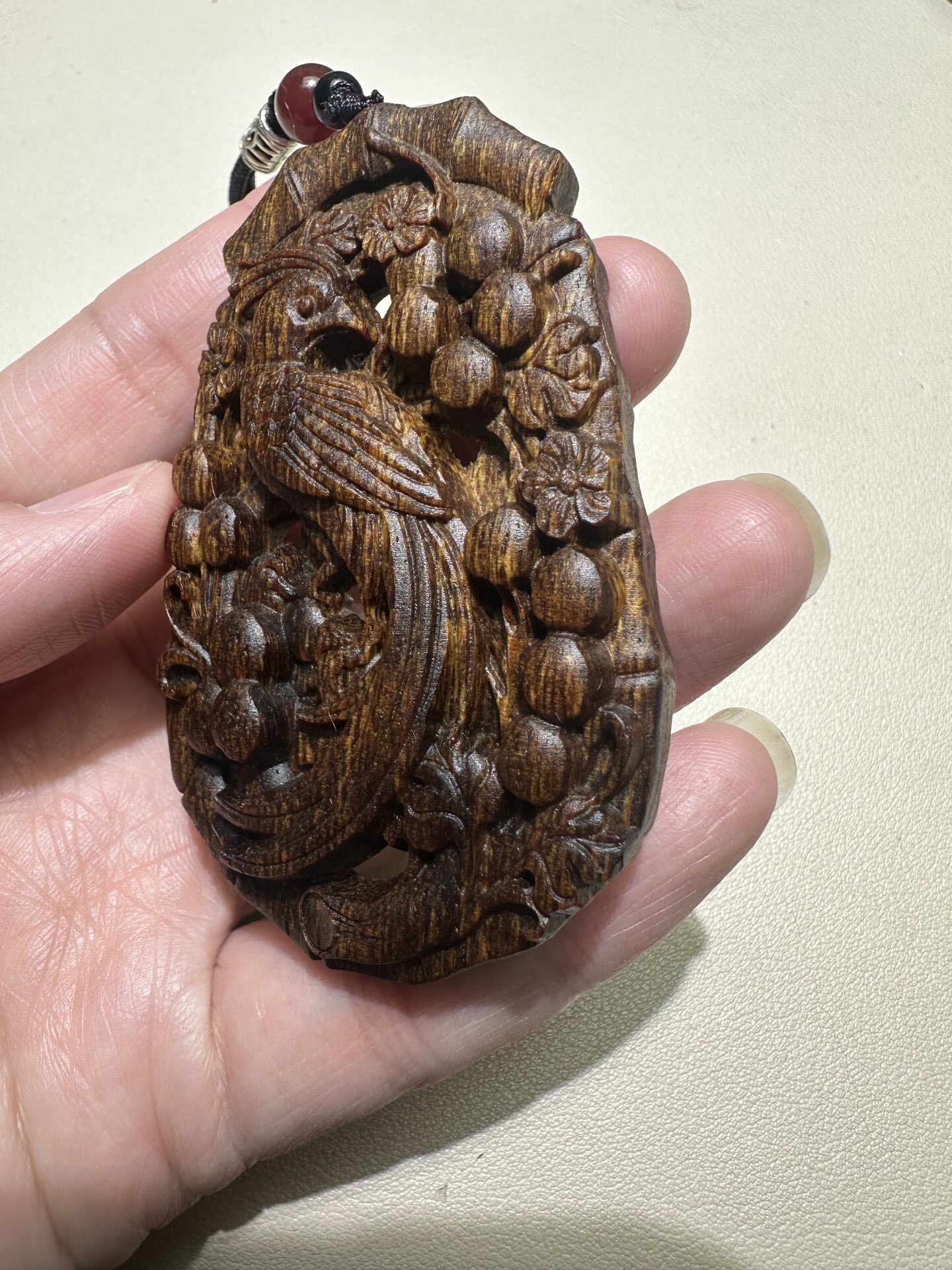 芽庄天然沉香牌子大师手工雕花鸟细节很精致密度高  手感好