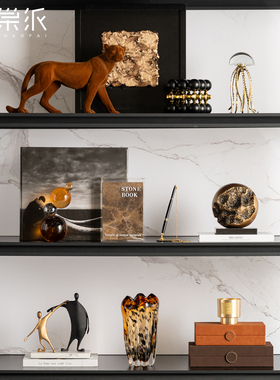 现代轻奢高级感客厅开放格摆件样板房书架办公室背景壁龛软装饰品