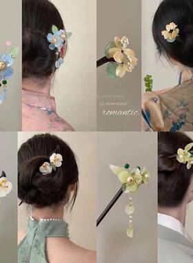 2023 Hot Selling Plum Blossom Wooden Hairpin Hanfu Hair Pin