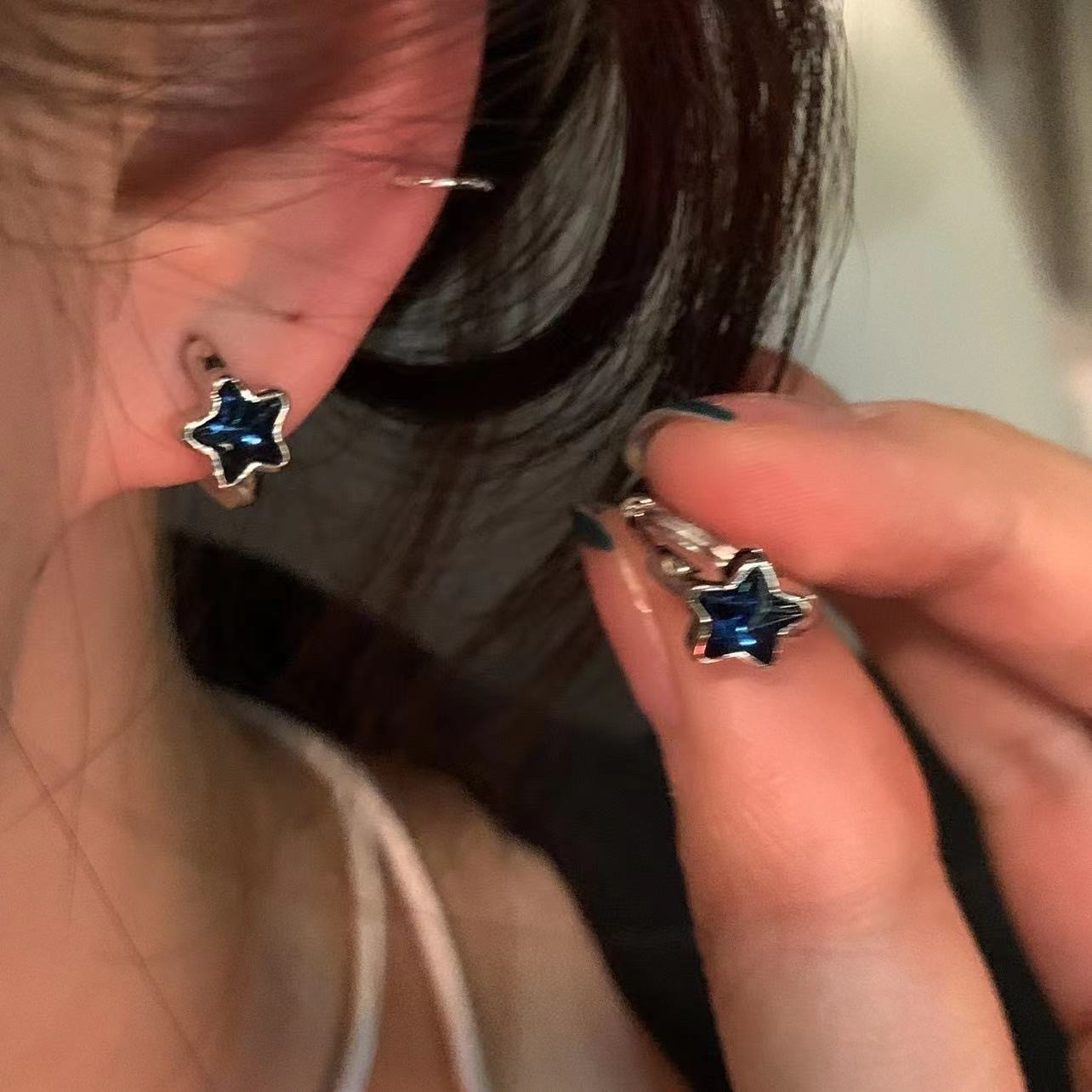 一眼心动~蓝色星星耳钉女2023新款洋气圈圈耳环特别耳饰女高级感